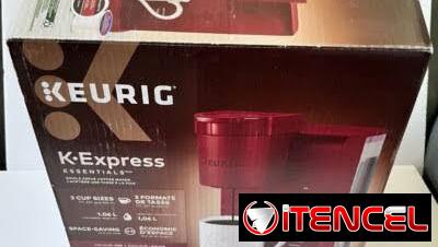 Cafetera Keurig K-Express Essentials Roja