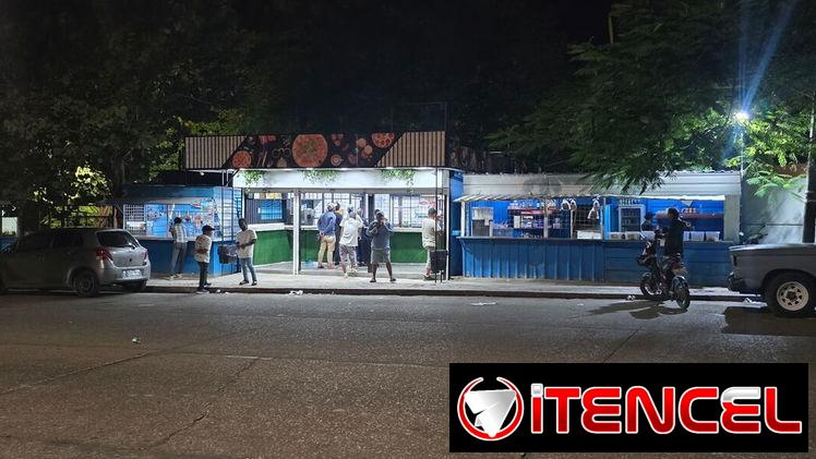 Vendo Cafetería funcionando con todo dentro