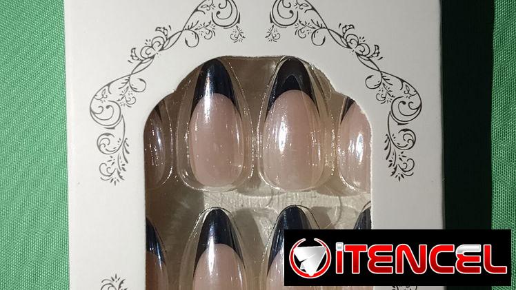 Uñas acrílicas