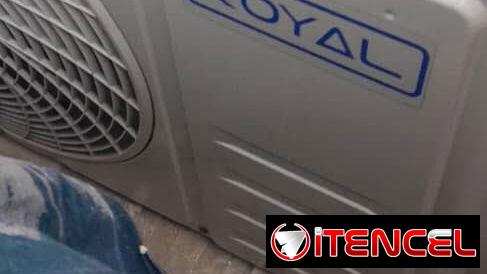 160 USD Se vende un split de 1 tonelada Marca Royal