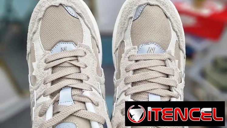 New Balance 2002 R #42 43 Precio75 usd VEDADO