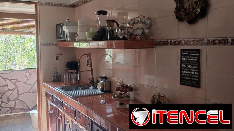 Apartamento 4 dormitorios 99 metros cuadrados Plaza 32mil usd 53582376