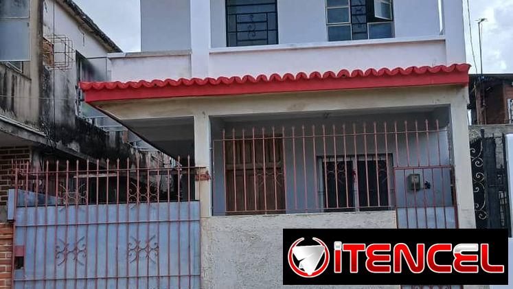 CASA INDEPENDIENTE EN PLAYA