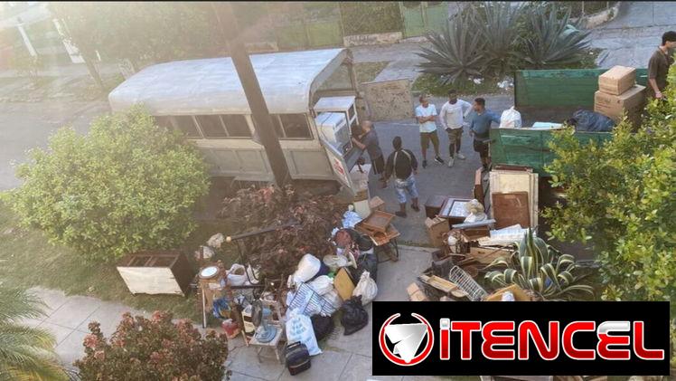 Mudanza sin estrés? Nuestro camión con techado protege tus muebles de polvo y lluvia. 52683263 Jose — foto 2