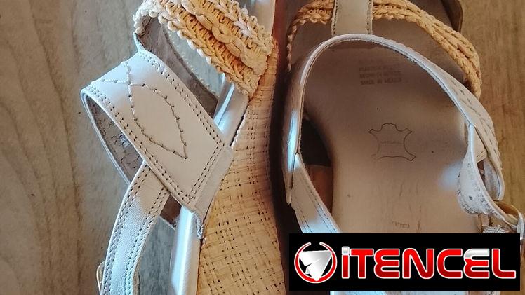 Mocasines de mujer de piel y sandalias de mujer — foto 2