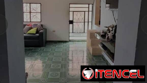 🏠 *SE VENDE CASA EN ALTO CON ENTRADA  INDEPENDIENTE DESDE LA CALLE CENTRO HABANA* 🏠 — foto 2