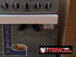 Cocina con horno de gas marca premier con magneto