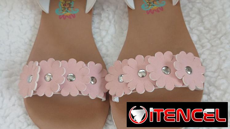 Sandalias para niñas🌸Sandalias para niñas🌸 📏Medida: 19cm 📲53902244