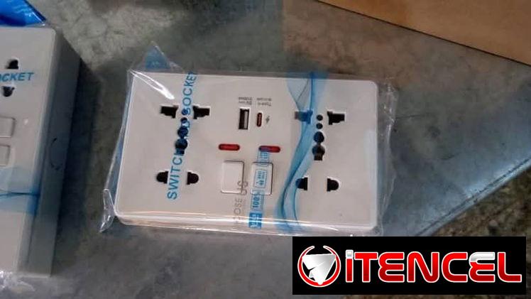 Tomacorrientes universales estilo británico — foto 1