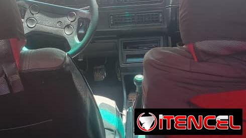 Volkswsgen Golf de gasolina serie 2.