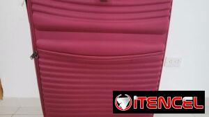 Vendo maleta nueva de 23kg  en 50 usd soy del Cerro mensajeria gratis si es cerca 53546464