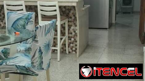 Casa independiente en Miramar con 3 cuartos, 3 baños y garaje — foto 2