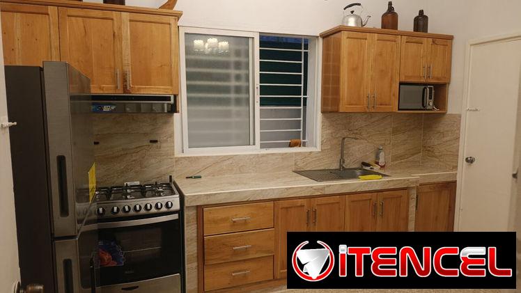 BELLA Y ESPACIOSA CASA DE RENTA EN HABANA PLAYA 4HABITACIONES CON GARAJE Y AMPLIO JARDÍN