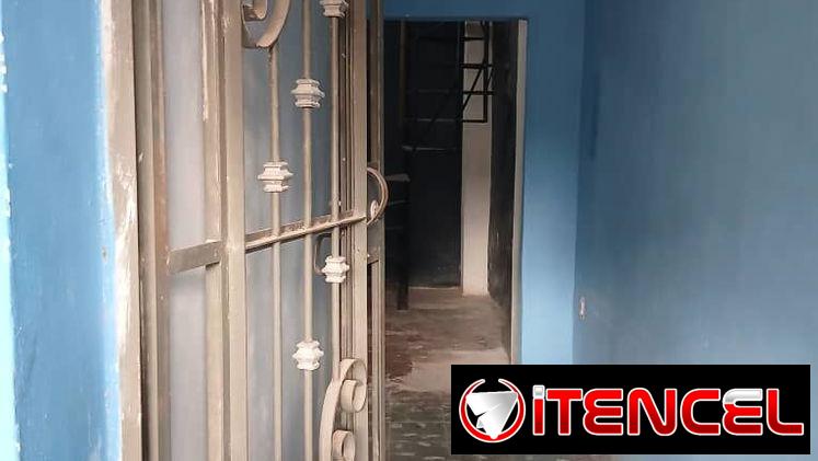 🏡 *CASA INDEPENDIENTE EN MARIANAO 2 NIVELES* — foto 2