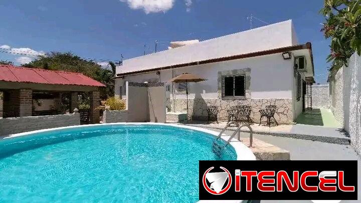 🏠 Renta de Casa en Boca Ciega.  Casa con piscina. Capacidad para 10 personas. Jacuzzi y Ranchón Disponible