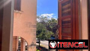 🏤Apartamento de renta tiempo indefinido 1 habitación céntrico respaldo energético en Vedado VED-007