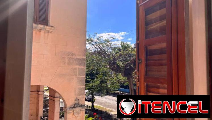 🏤Apartamento de renta tiempo indefinido 1 habitación céntrico respaldo energético en Vedado VED-007 — foto 1