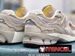 New Balance 2002 R #42 43 Precio75 usd VEDADO