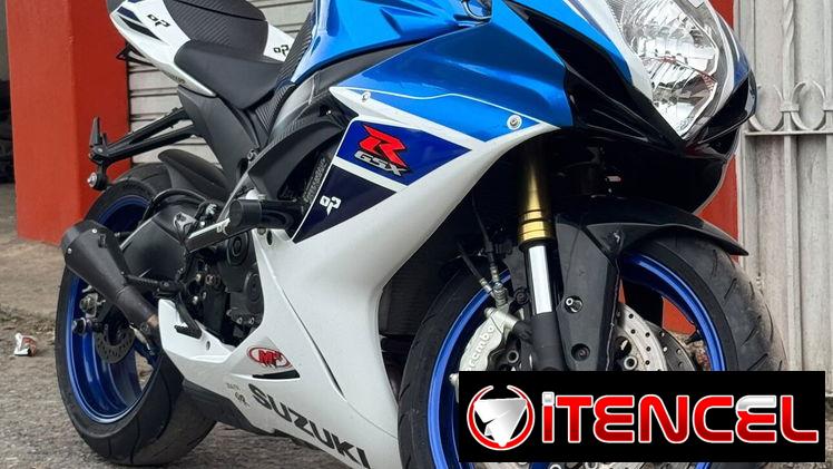 SUZUKI 750cc 2024 — foto 1