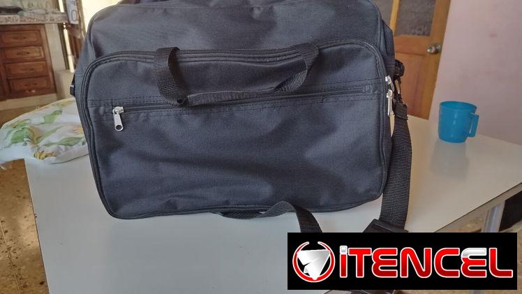 Maletin o portafolio para laptop y documentos, bolsos, carteras, lonchera — foto 1