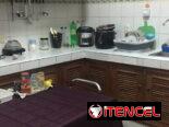 Permuta de apartamento en Vedado con garaje, bajos, 4 cuartos, tres baños, Terraza grande,