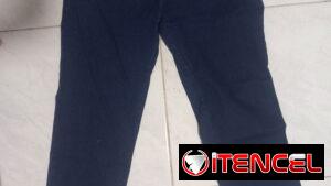 Jeans de hombre nuevos
