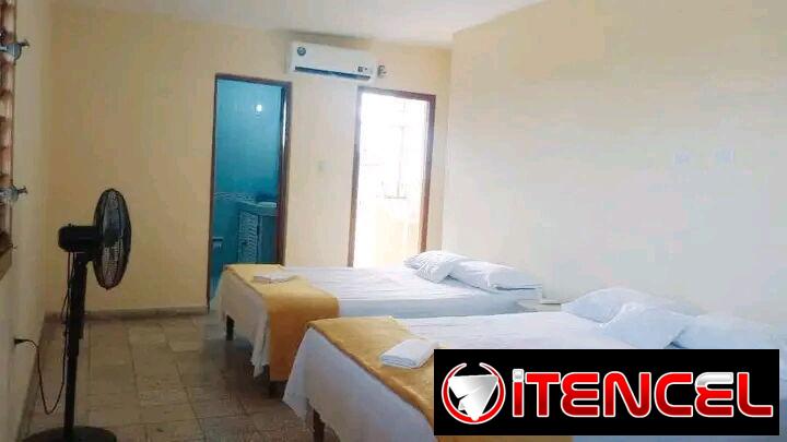 🏠 Casa De Renta Con Piscina En Guanabo. 👥 Capacidad para 6 personas. 📱 Reservas: +5355149761.