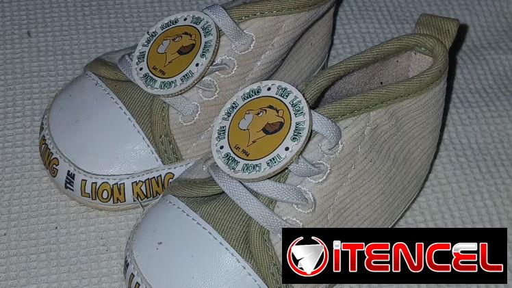 Ropa y zapatos de bebé — foto 1