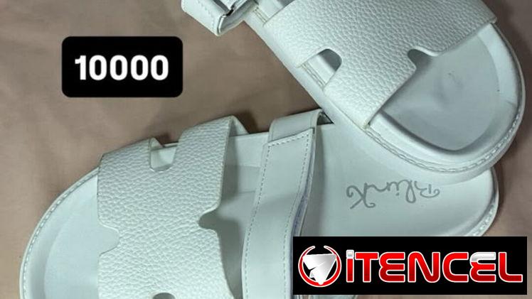 Sandalias (chancletas) tipo Hermes