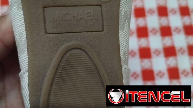Zapatos para niñas MK # 11… Contactar 5 3574044