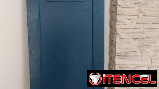 Planchas de acrílico, Fregadero, Hormigonera y puerta de madera dura — foto 4