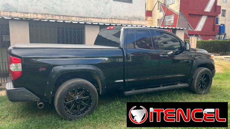 🇯🇵 TOYOTA TUNDRA 2016 — foto 2