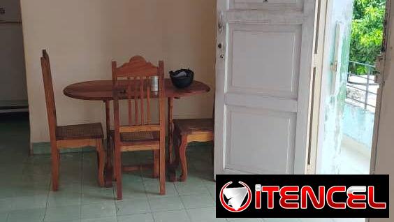 🏠 APARTAMENTO EN LA HABANA | 2 Hab + Patio + 2 Balcones | Papeles en regla — foto 3