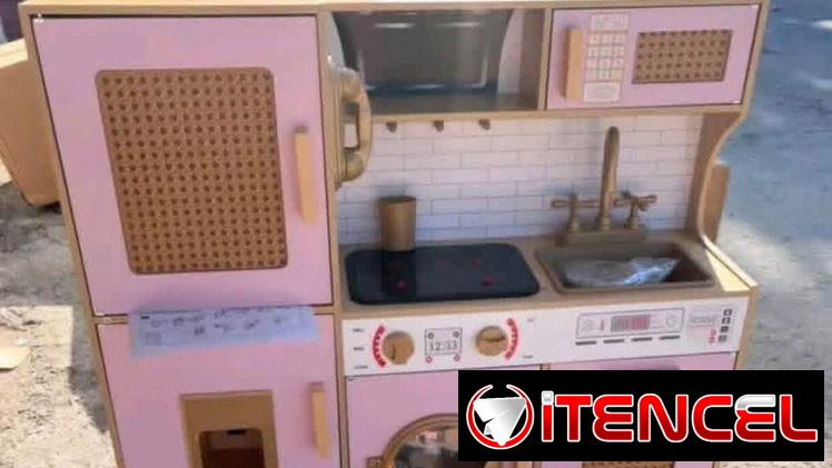Cocina de juguete 110 usd