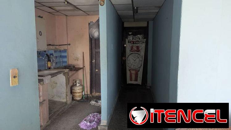 Vendo de Apartamento ubicado en Calle Vento y Avenida Cien, Municipio Boyeros, Edificio 12 Plantas, 5to Piso — foto 4