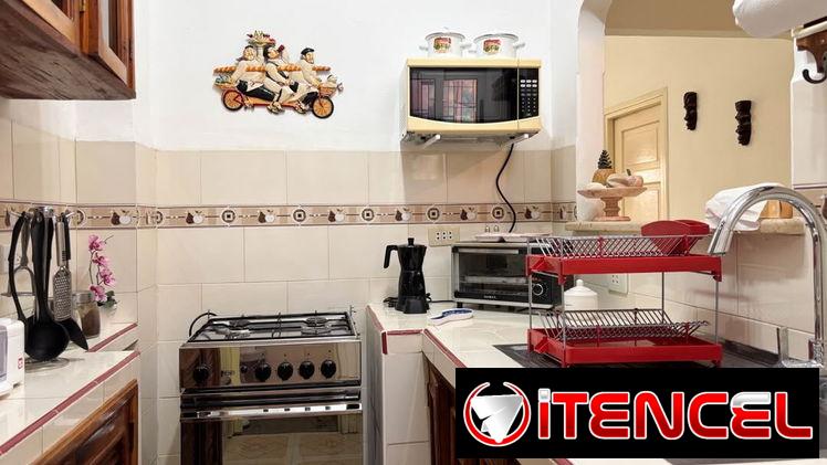 Alquiler de casa por tiempo indefinido en el Vedado. Renta de casa por tiempo indefinido en el Vedado para extranjeros E