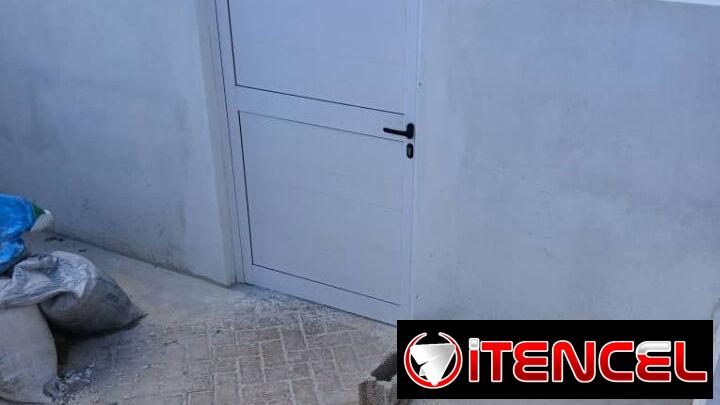 Reparación y mantenimiento de marqueteria en aluminio — foto 1