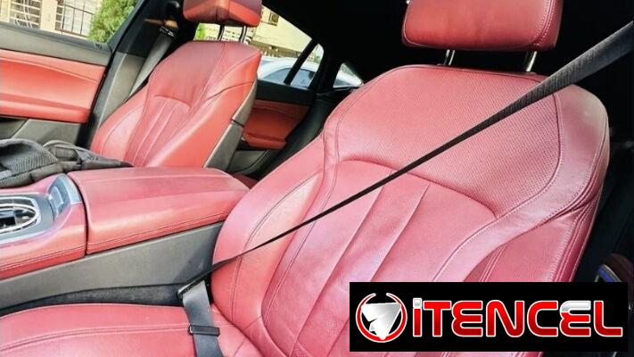 BMW X6 M50i 2022. V8 biturbo — foto 3