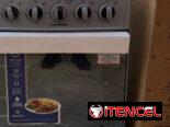 cocina de gas de 4 hornillas con horno