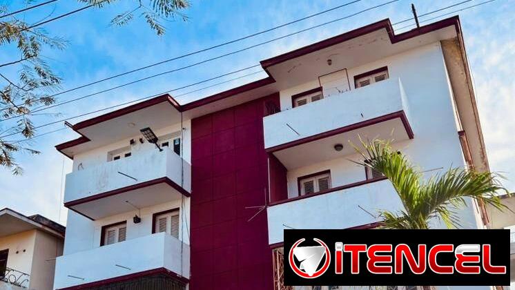 🏤⚡️Apartamento de renta con respaldo energético en La Habana (Vedado) (2 habitaciones) (2 baños)/House for rent VED-013 — foto 1