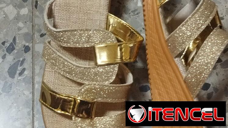 Vendo zapatos de mujer y de jóven, sandalias de plataforma, número 35, como nuevo. Me ajusto — foto 3
