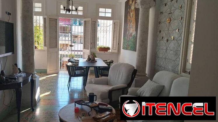Se vende biplanta en altos con garaje cerca de 19y42 en 70mil usd 53582376
