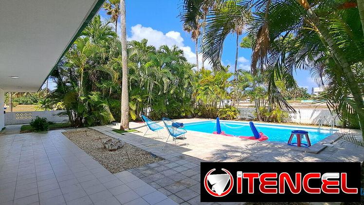 Renta / Alquiler Villa Duna Santa Maria — foto 1