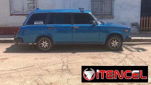 Se vende lada combi 2104