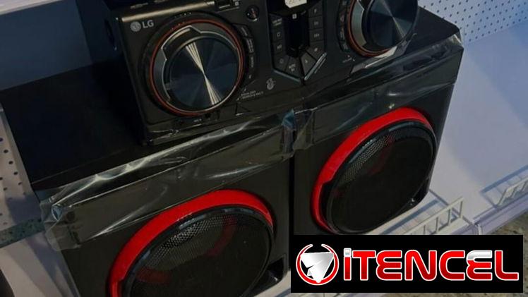 *LG XBOOM CJ65* –
