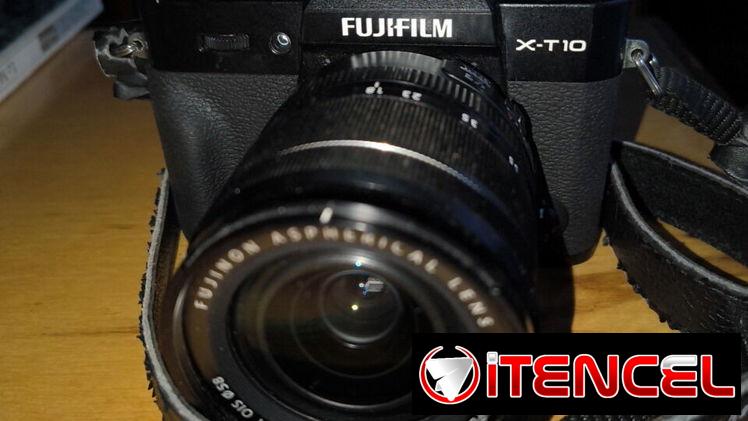 cámara Reflex Fujifilm X-T10 + objetivo Fujinon 18-55mm, 630 USD o equivalente, Vedado