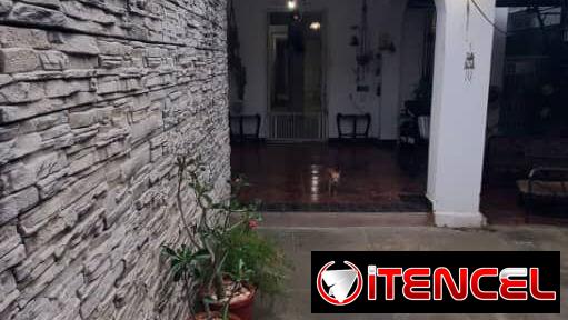 Casa muy grande 7/4, piscina, garage, NEGOCIO INCLUIDO  por 84y13 110m 53582376