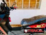 Motos