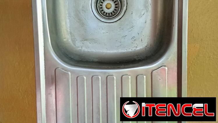 Fregadero con escurridor de uso — foto 1