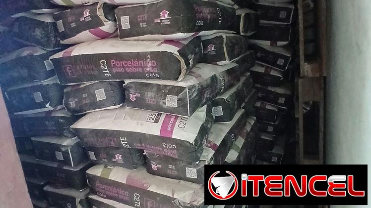 CEMENTO COLA C2 PISO SOBRE PISO 25 KG